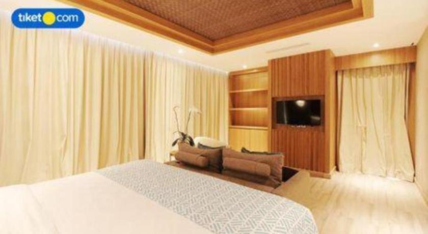 The Rinra Hotell Makassar Eksteriør bilde