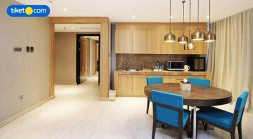 The Rinra Hotell Makassar Eksteriør bilde