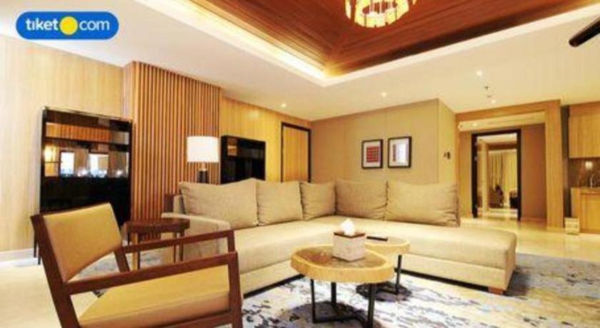 The Rinra Hotell Makassar Eksteriør bilde