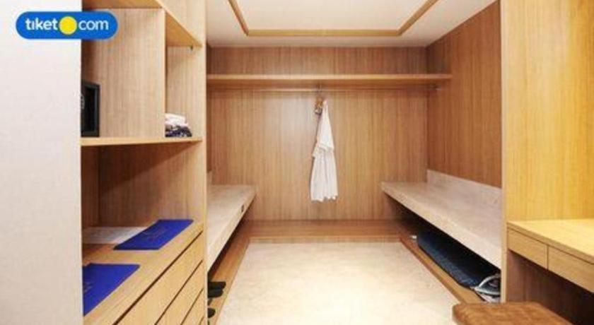 The Rinra Hotell Makassar Eksteriør bilde