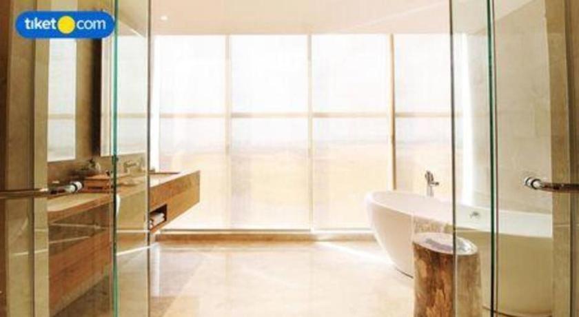 The Rinra Hotell Makassar Eksteriør bilde