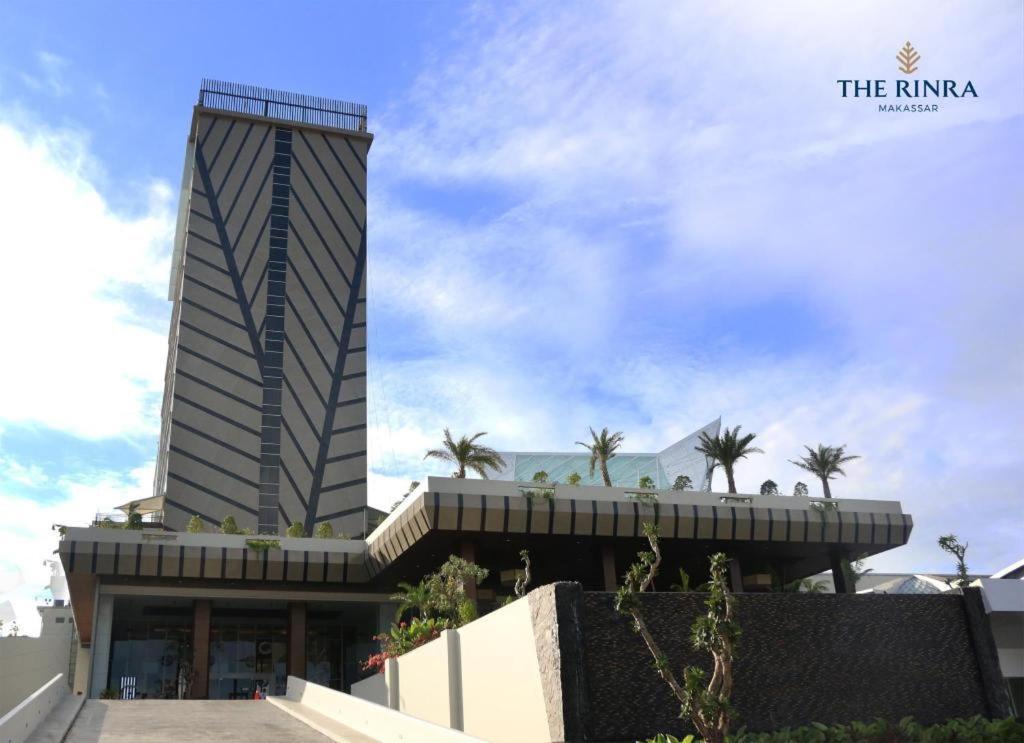 The Rinra Hotell Makassar Eksteriør bilde