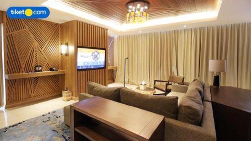 The Rinra Hotell Makassar Eksteriør bilde