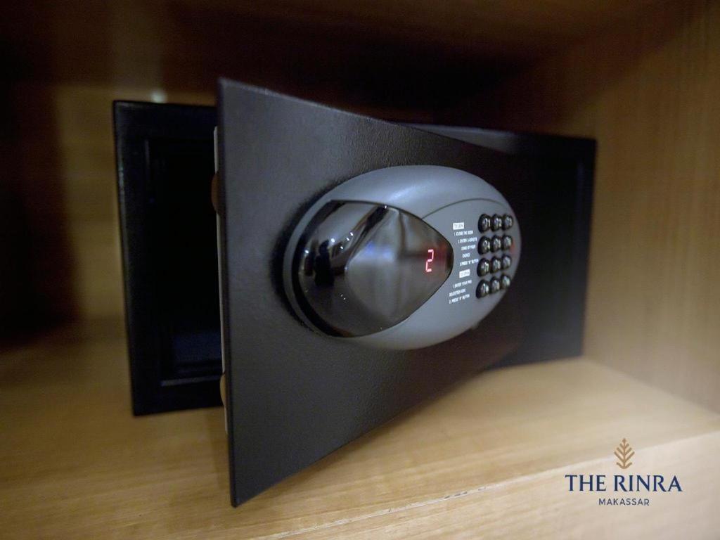 The Rinra Hotell Makassar Eksteriør bilde